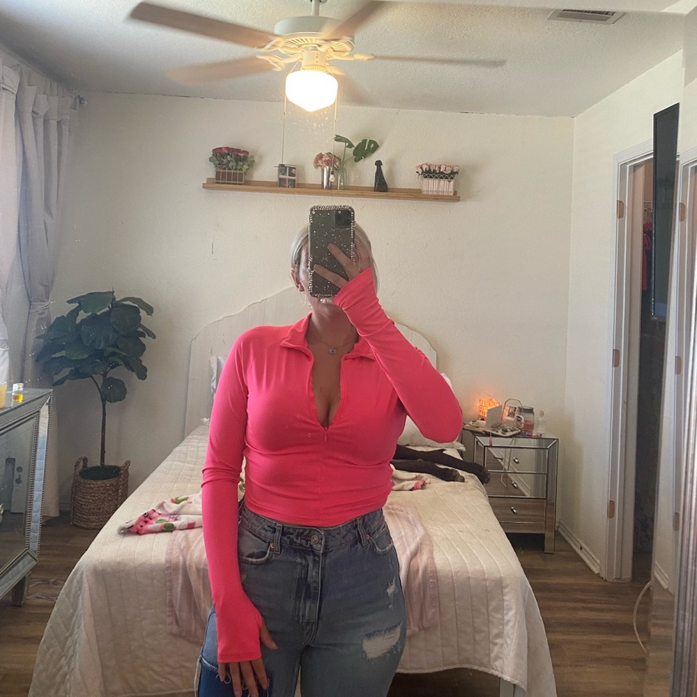 Small Hot Pink Workout Crop Top